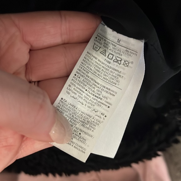 Old Navy Sherpa Jacket - Picture 6 of 6